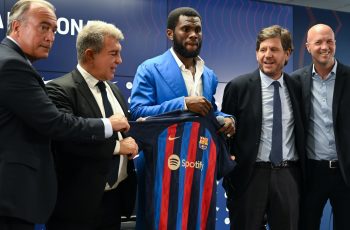 Óriási bajban a Barcelona: nem regisztrálhat új játékost a klub