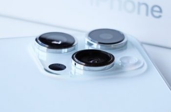 Megkaphatja az iPhone 14 Pro kameráját az idén megjelenő olcsóbb modell, jöhetnek a szabványos csatlakozók is