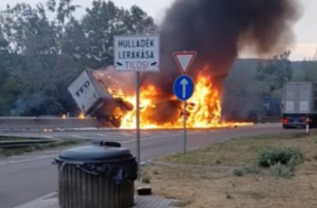 Videón, ahogy teljesen kiégett egy kamion az M3-as autópályán